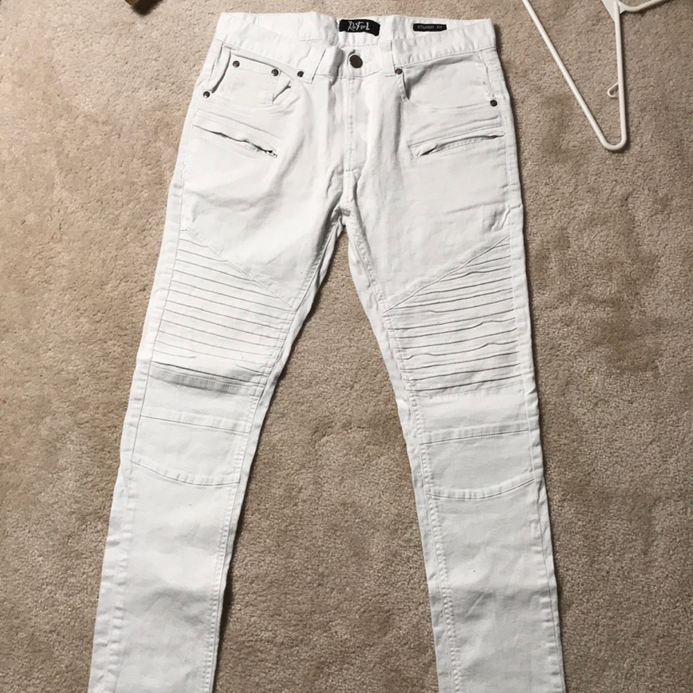Refuel - Women’s White Free style Jeans